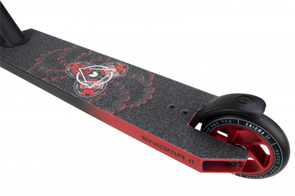 Blazer Pro Enigma stunt scooter