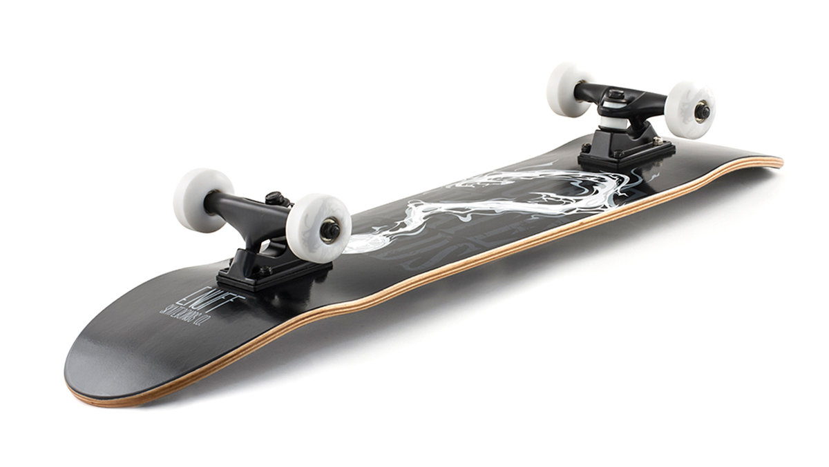 Enuff Pyro II skateboard 7.75"