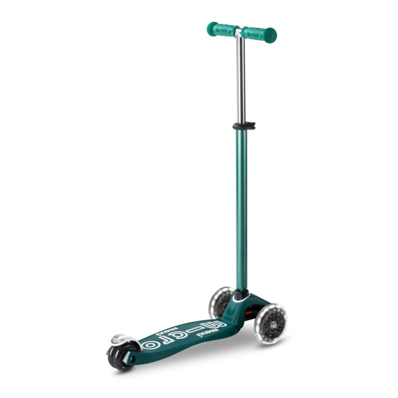 Micro Maxi Deluxe LED scooter