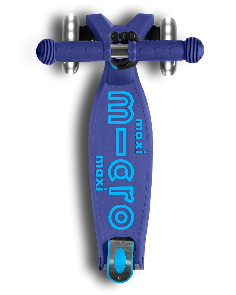Micro Maxi Deluxe Foldable LED scooter