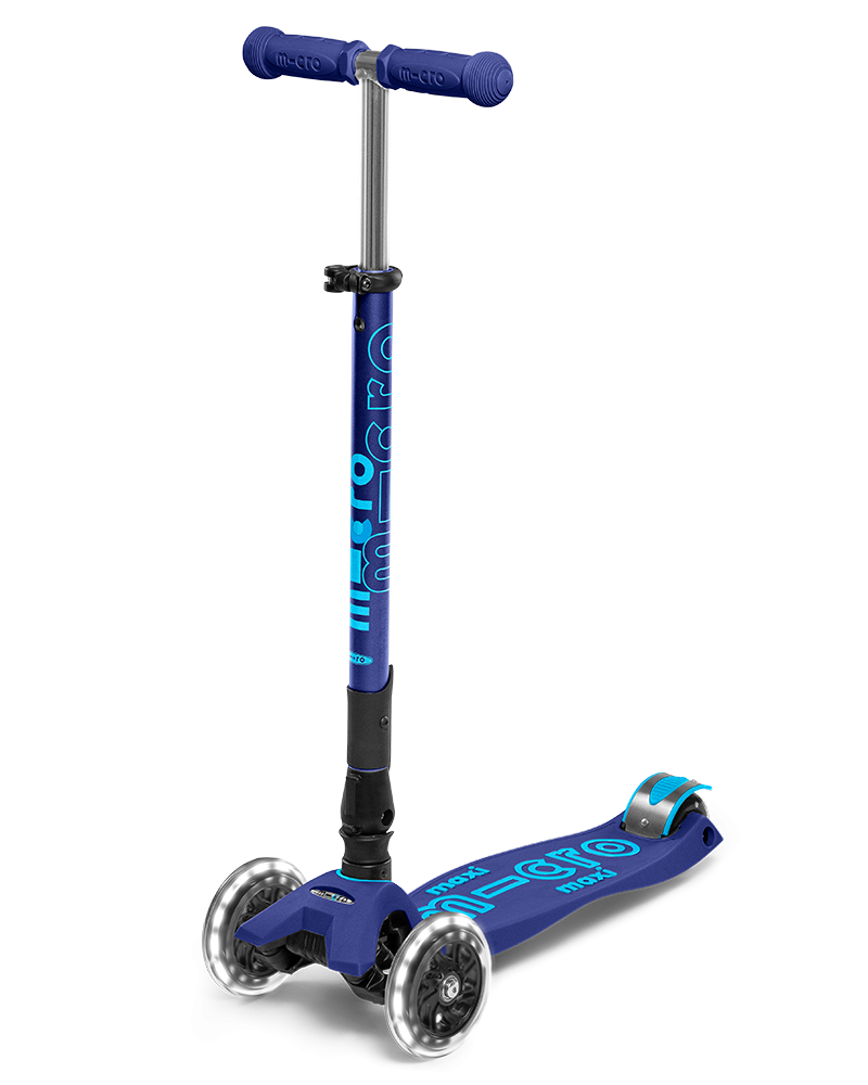 Micro Maxi Deluxe Foldable LED scooter