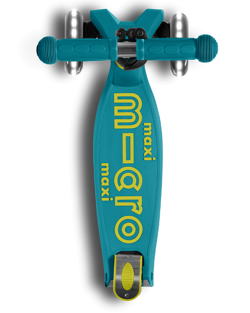 Micro Maxi Deluxe Foldable LED scooter