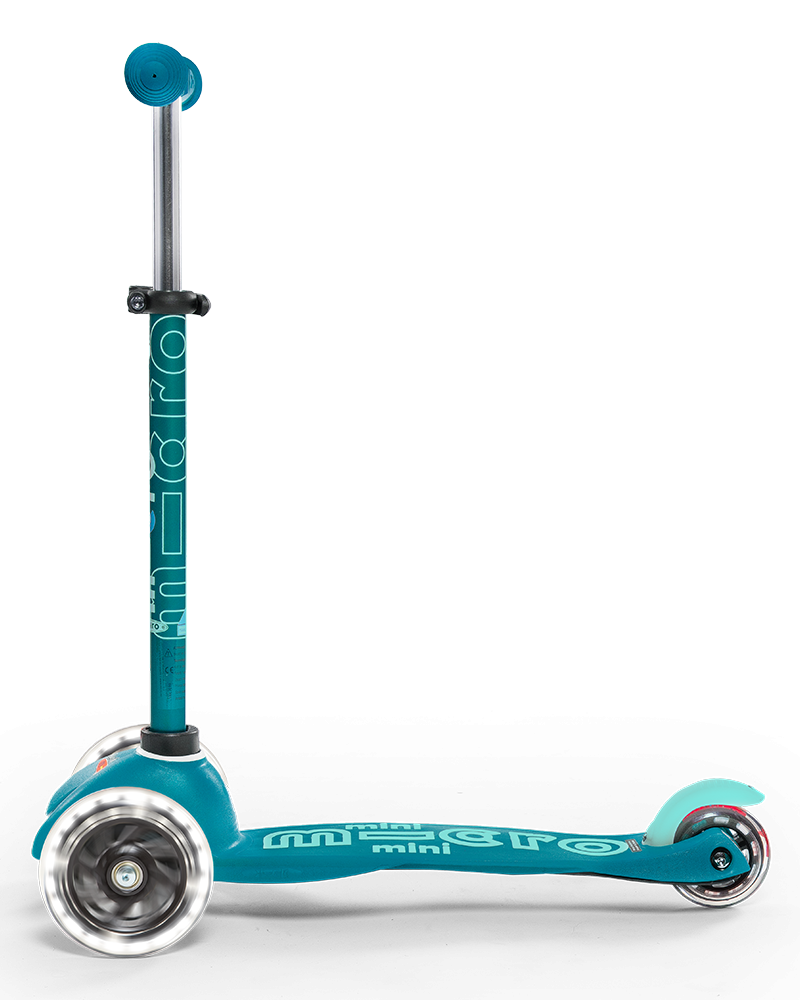Micro Mini Deluxe LED scooter