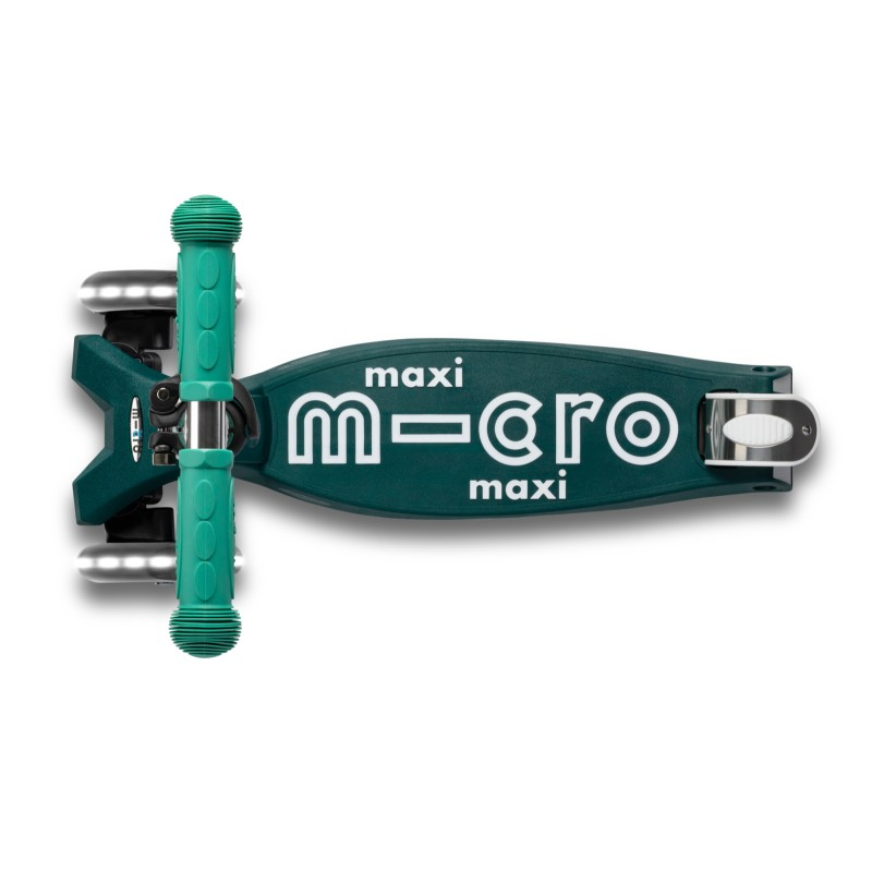Micro Maxi Deluxe LED scooter
