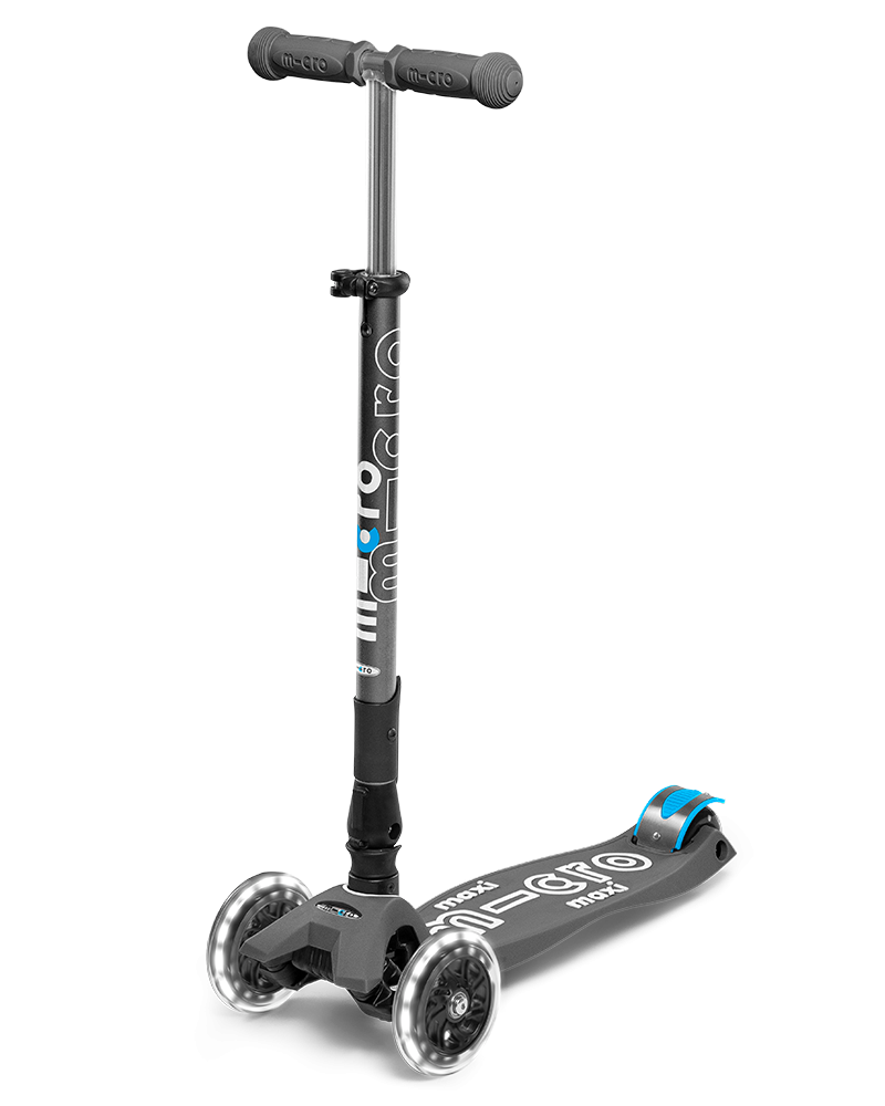 Micro Maxi Deluxe Foldable LED scooter